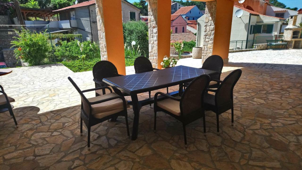 Apartmani Antonio Veli Lošinj Exterior foto